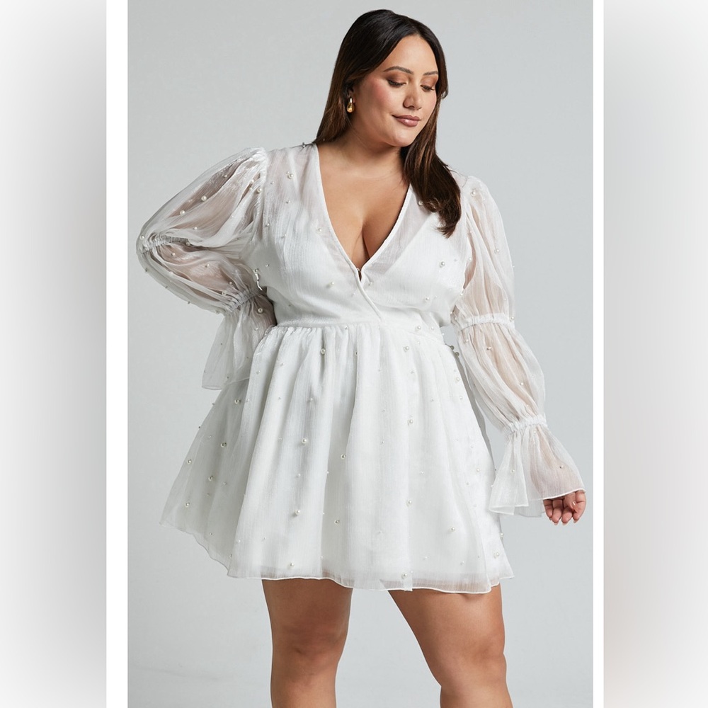 Bridal 🤍 Pearl Long Sleeve Dress
